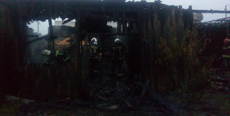 На Рівненщині пожежа знищила кафе